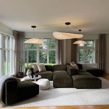 Semesterbostad House *