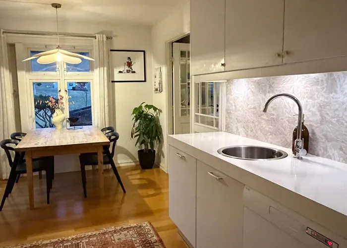 House * Voss